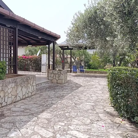 Villa Il Giardino Di Rosa- 5 Min From The Sea-fraginesi